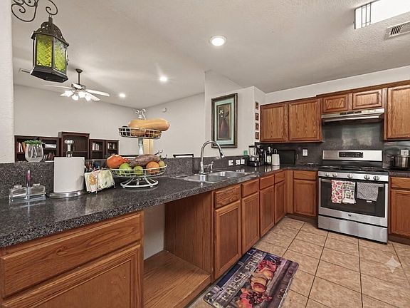5th image of 11916 Palmsprings Dr