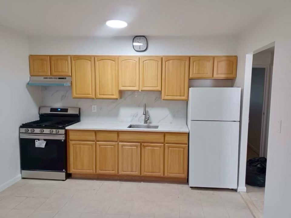 1st image of 6905 75th St #1