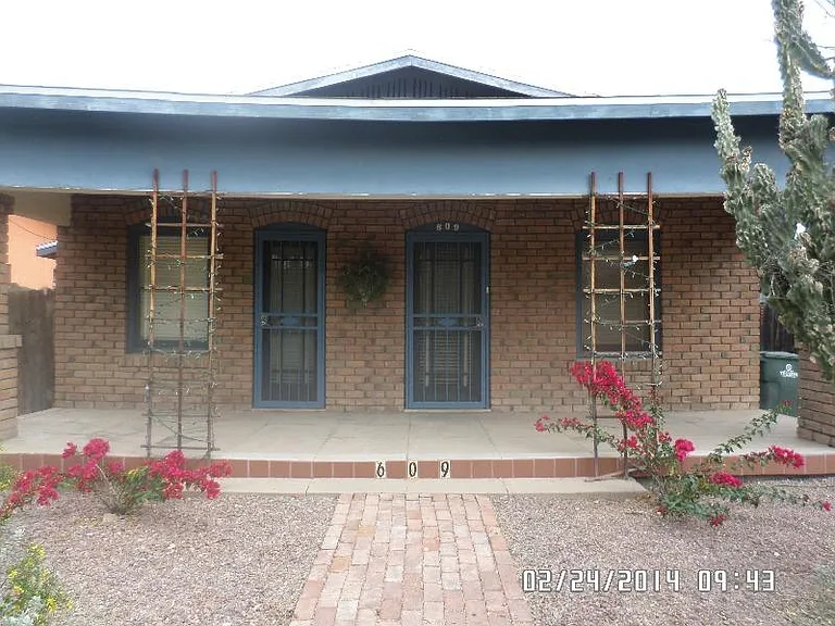 609 E Mabel St — Photo 14