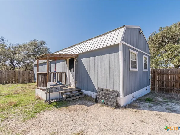 1235 Skylark Dr, Canyon Lake, TX 78133