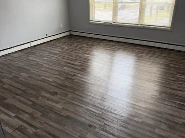 8401 W Lisbon Ave, Milwaukee, WI 53222