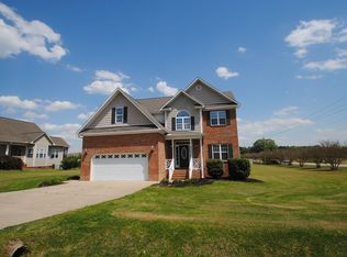 22 Oak Run Dr, Clayton, NC 27520