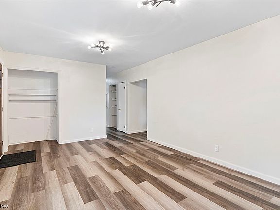 5th image of 3210 Bon Air Ave NW