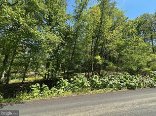 299 Hogan Dr, Auburn, PA 17922