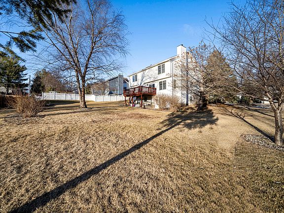 3rd image of 4700 Heatherstone Rd