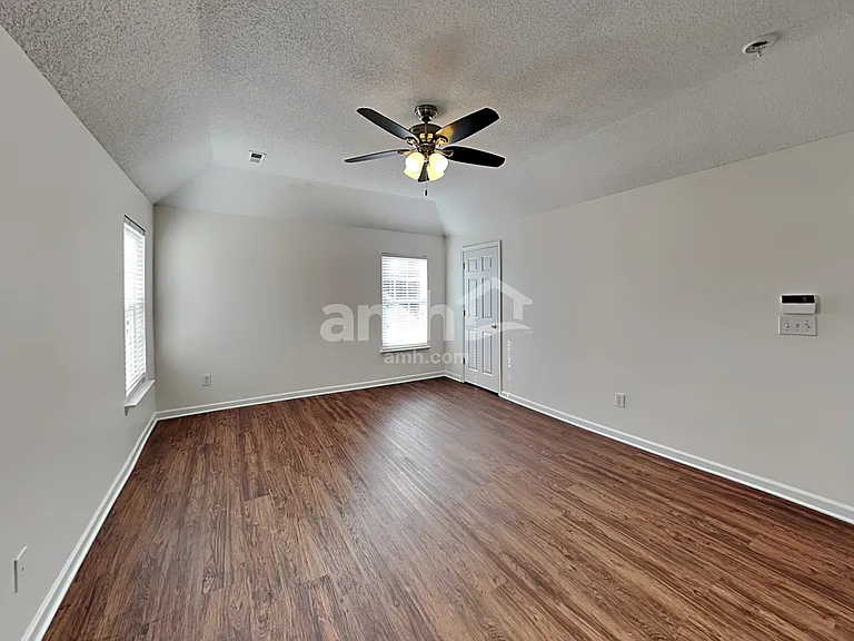 11008 Padderborn Ct — Photo 11