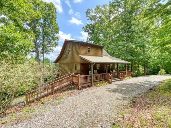 96 Taylors Ct, Blairsville, GA 30512