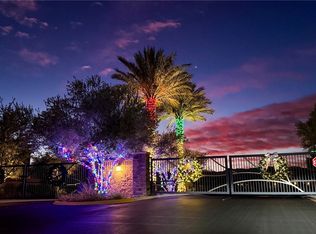 825 Earth Luster Rd, Spring Valley, NV 89178