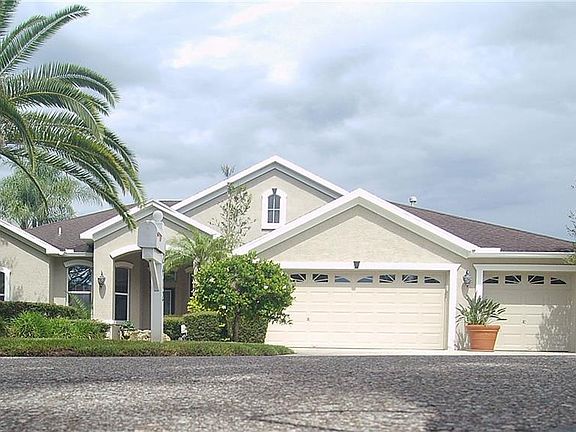 3rd image of 12412 Windmill Cove Dr