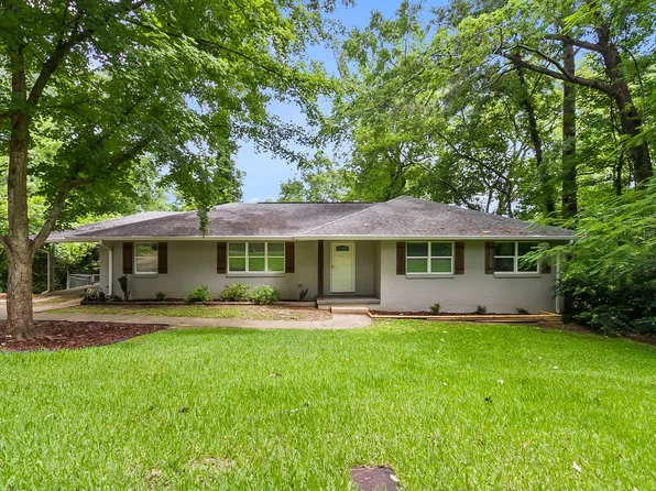 3 Hickory Ln, Tuscaloosa, AL 35404