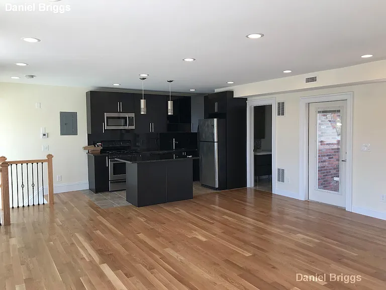 1616 Beacon St #PENTHOUSE — Photo 8