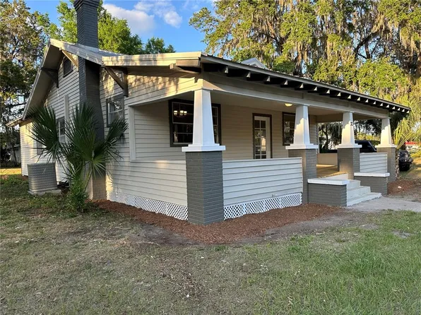 30 1st St NW, Fort Meade, FL 33841