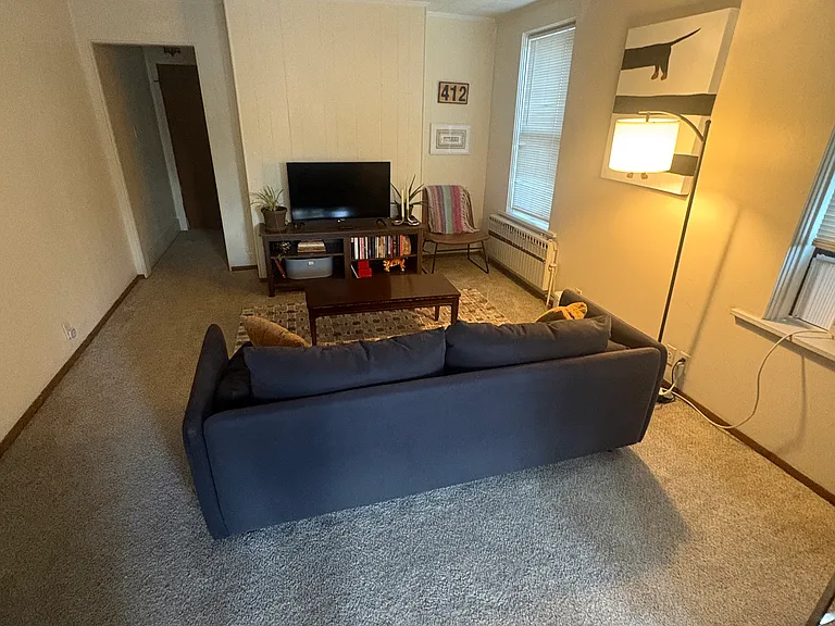 28 Academy Ave #6 — Photo 2