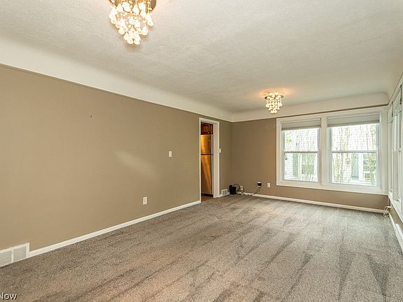 3rd image of 7444 Rockingham Rd