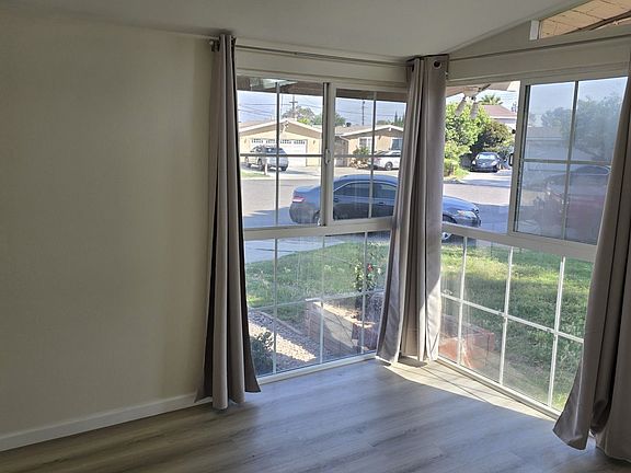 3rd image of 10521 Molama Cir