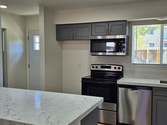 3rd image of 1351 El Dorado Dr APT D