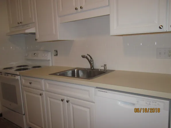 (undisclosed Address), Newton, MA 02458