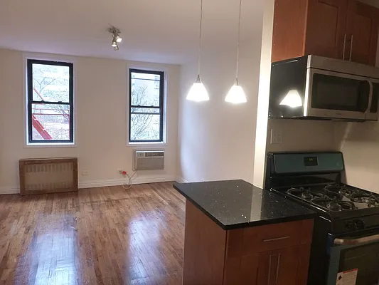 Rented by Safeguard Realty Management | media 10