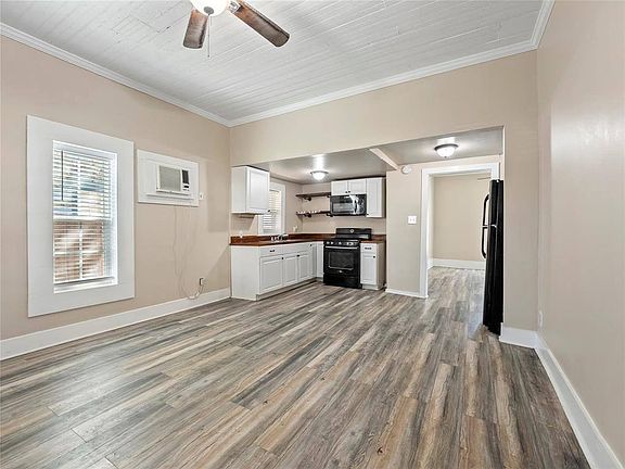 4th image of 415 W Jefferson St