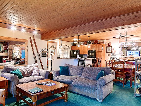 2nd image of 2286 Apres Ski Way #101