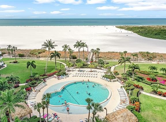3rd image of 260 Seaview Ct APT 302