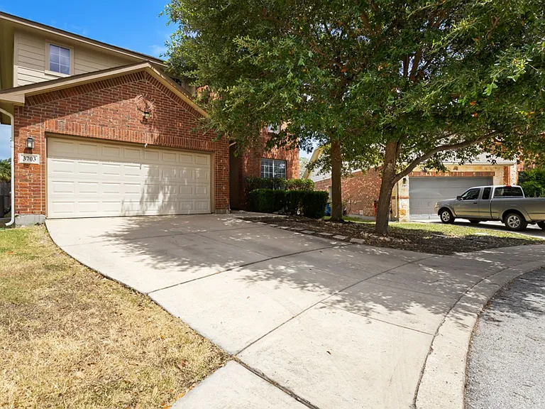 3703 Majestic Sage — Photo 2