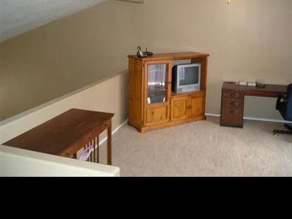 2816 Mesa Rd SE