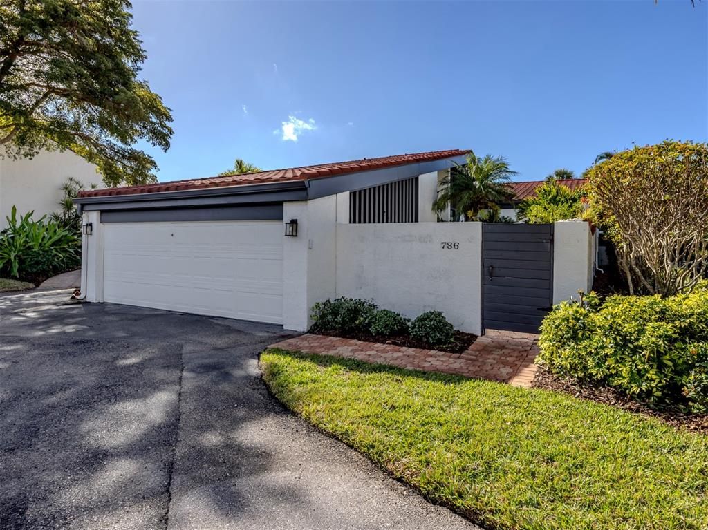 786 Sarabay Rd #19, Osprey, FL - View 2