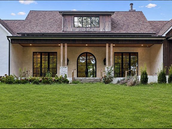 3rd image of 4333 Eatons Creek Rd