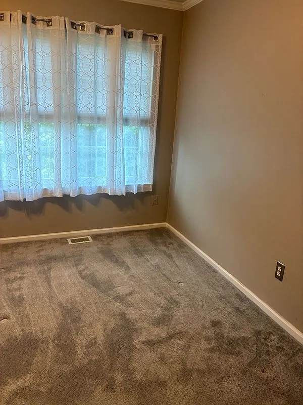 2 bed, 1.5 bath, 1080 sqft, $2,200 — Photo 2