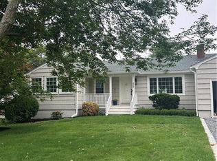 45 Chapel Rd, Barrington, RI 02806