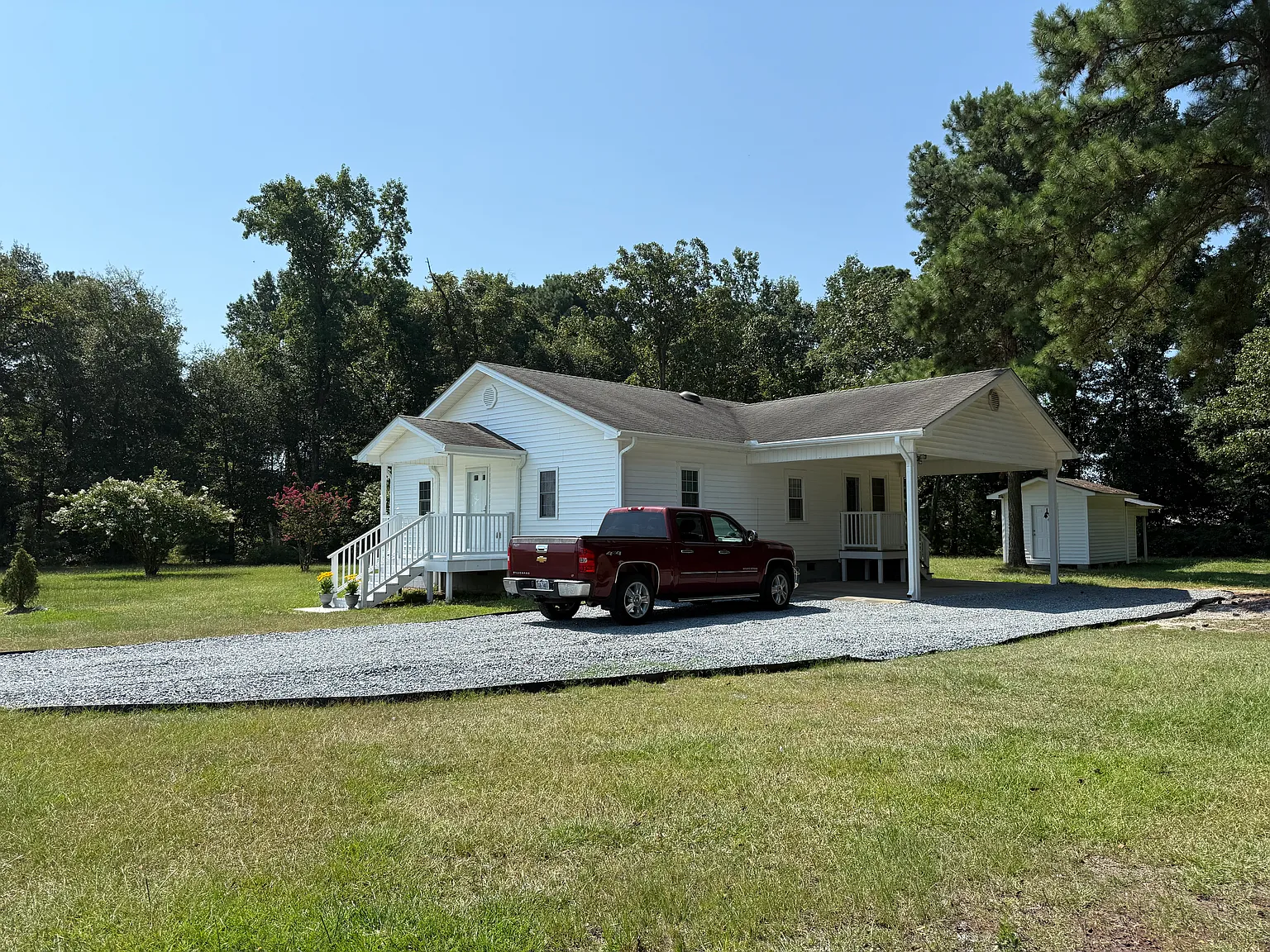 2 bed, 900 sqft, $1,500 — Photo 3