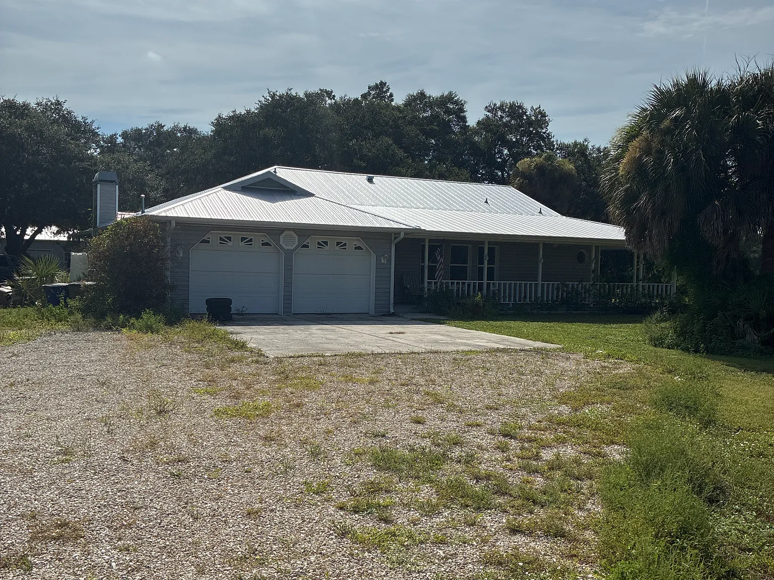 4 bed, 2124 sqft, $2,300 — Photo 1