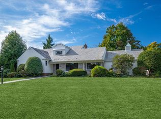 154 Elmsmere Rd, Bronxville, NY 10708