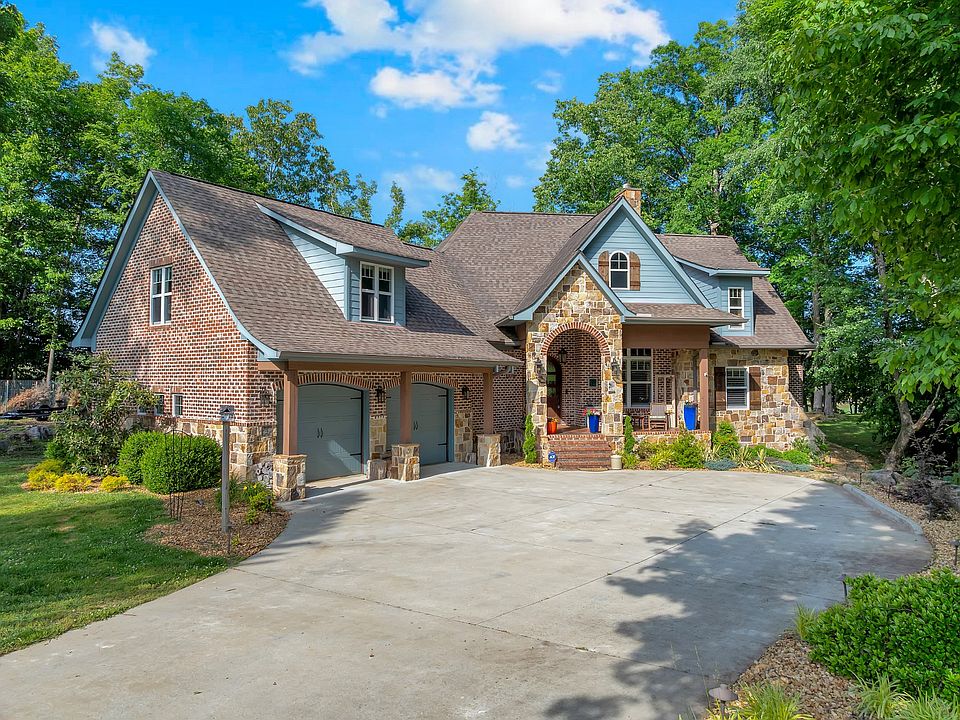 1st image of 101 Canary Ln