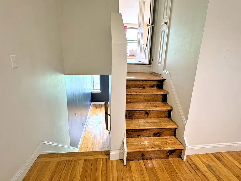 218 W 14th St #7E — Photo 7