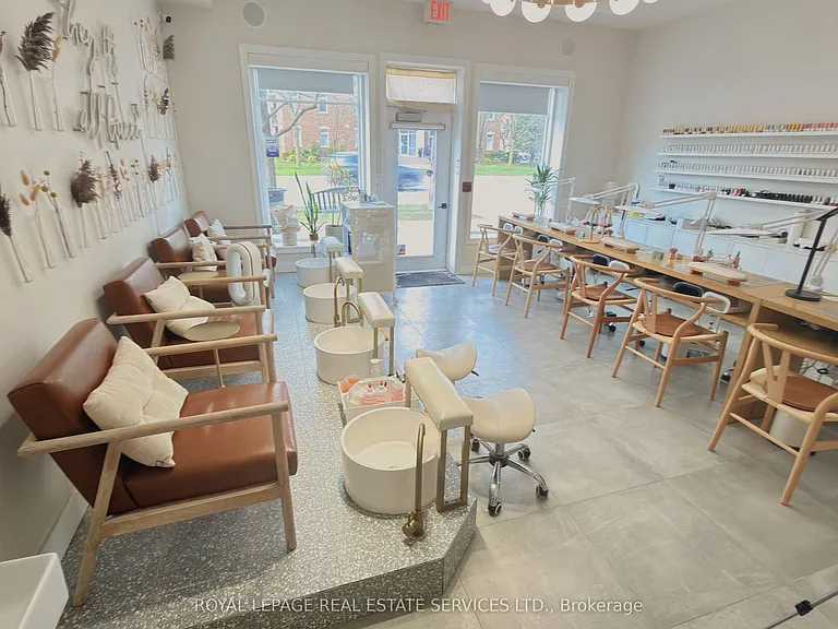 362 Plains Rd E #6 — Photo 27