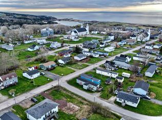 87 Forest St, Inverness, NS B0E1N0