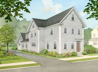 12 N Atkinson St, Newburyport, MA 01950