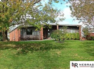 10808 Fowler Ave, Omaha, NE 68164
