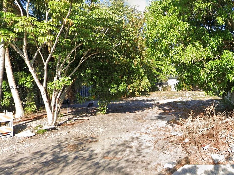 1st image of 1717 NW 7th Ter