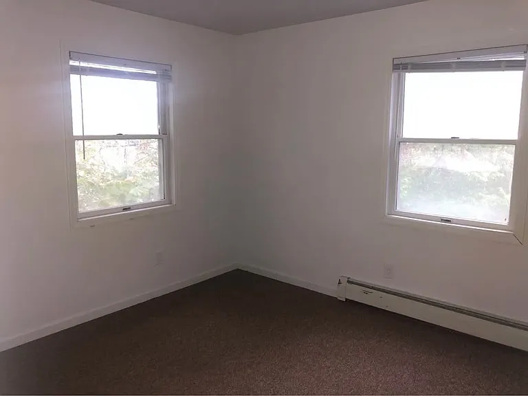 406 Hillview Pl — Photo 6
