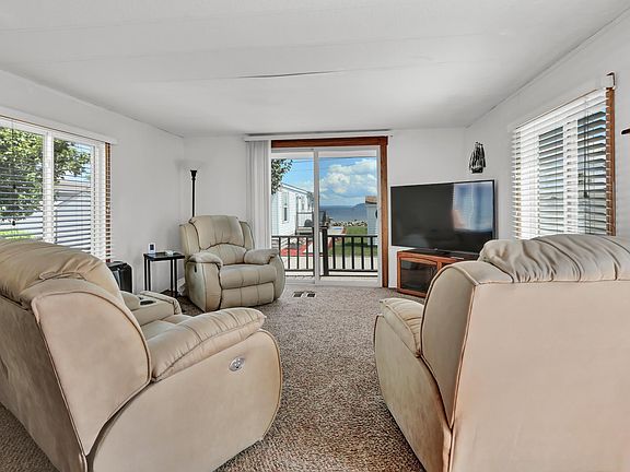 5th image of 201 S Franklin St #66
