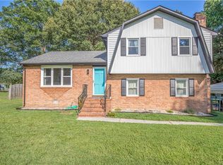 9313 Southwood Dr, North Dinwiddie, VA 23803