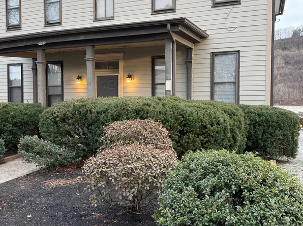 150 1st St APT 2, Pittsburgh, PA 15238