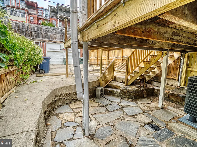 1821 Kilbourne Pl NW — Photo 38