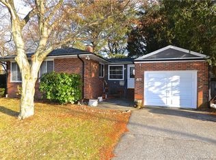 49 Sidney St, Bridgeport, CT 06606