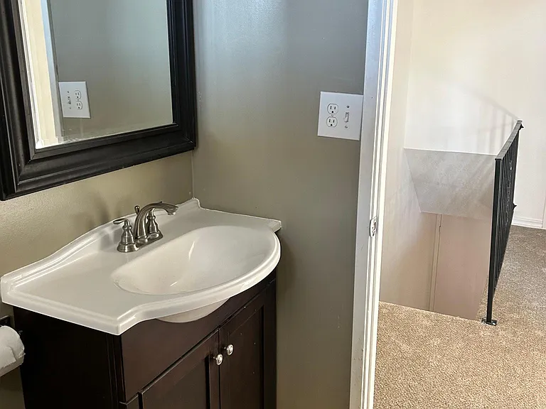 1895 Landana Dr #C — Photo 11