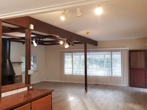 8024 Soquel Dr, Aptos, CA 95003