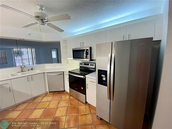 3rd image of 7646 Granville Dr #212